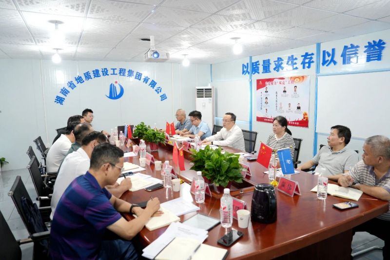 談文勝、張皓開展國慶中秋節(jié)前安全生產(chǎn)工作督導(dǎo)檢查